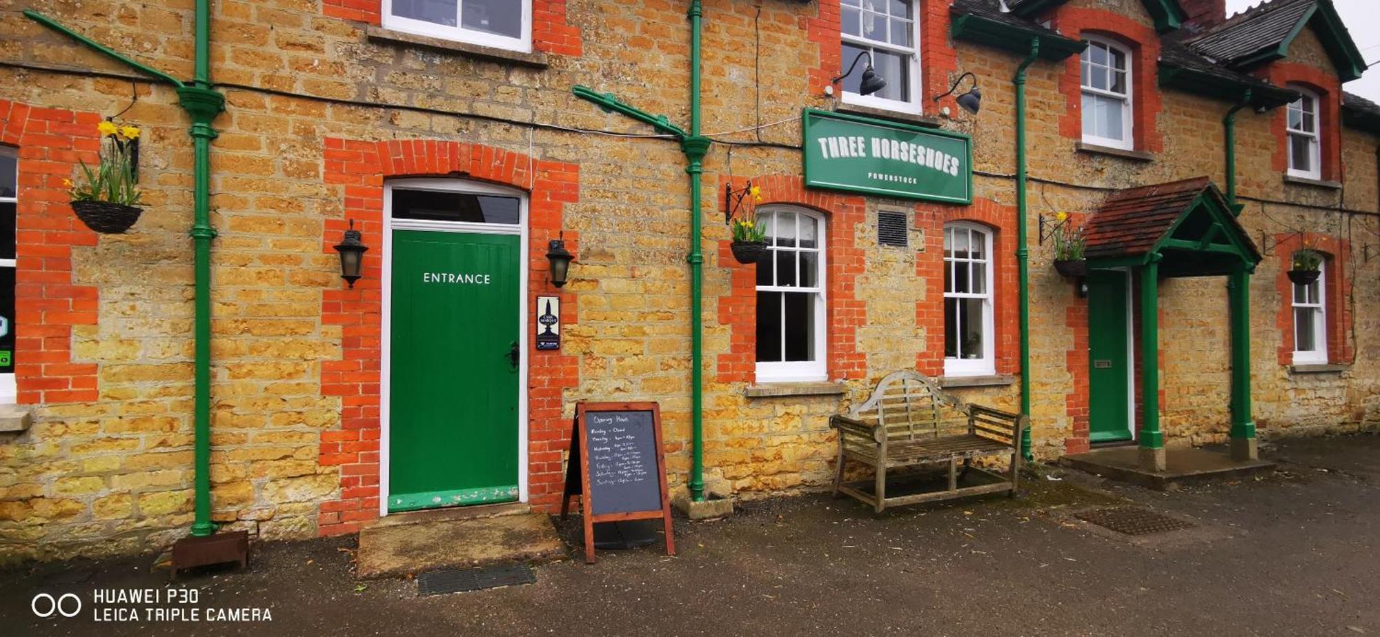 The Three Horseshoes Inn Bridport Dış mekan fotoğraf