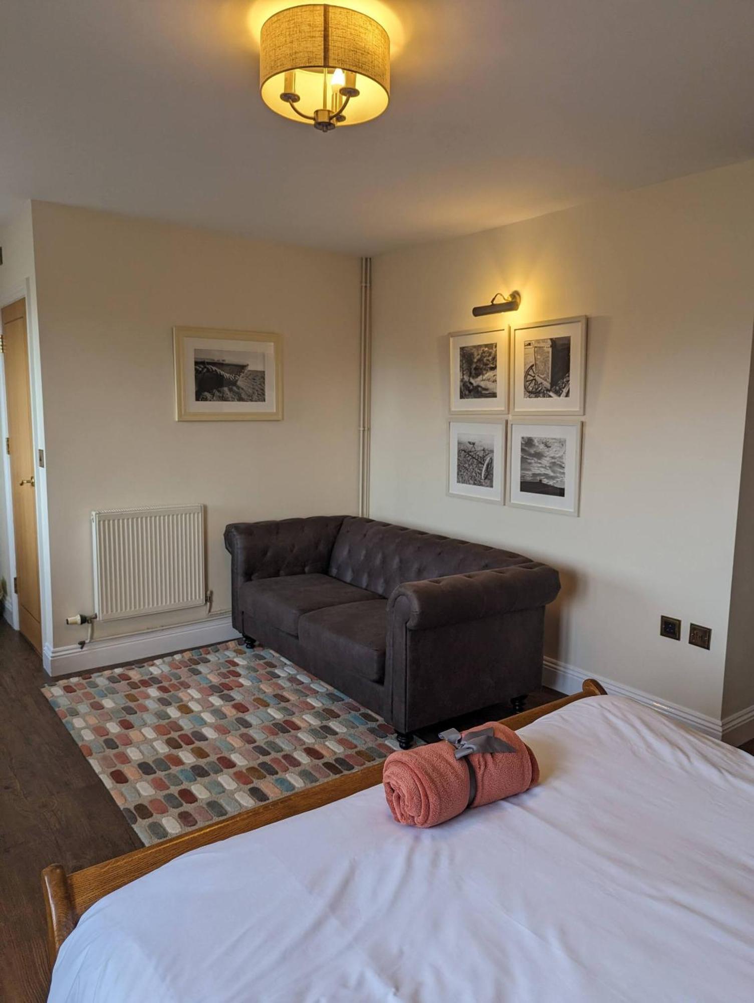 The Three Horseshoes Inn Bridport Dış mekan fotoğraf