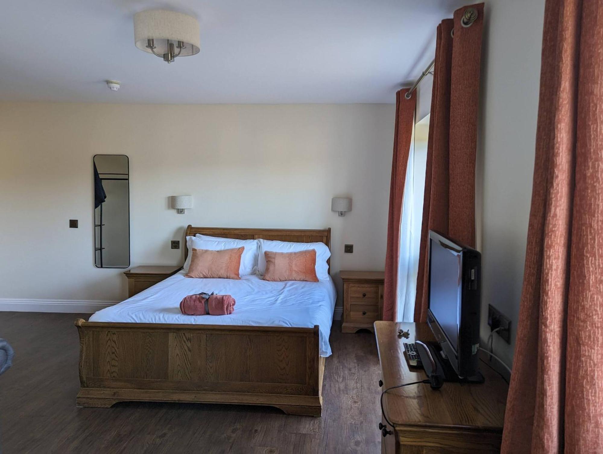 The Three Horseshoes Inn Bridport Dış mekan fotoğraf